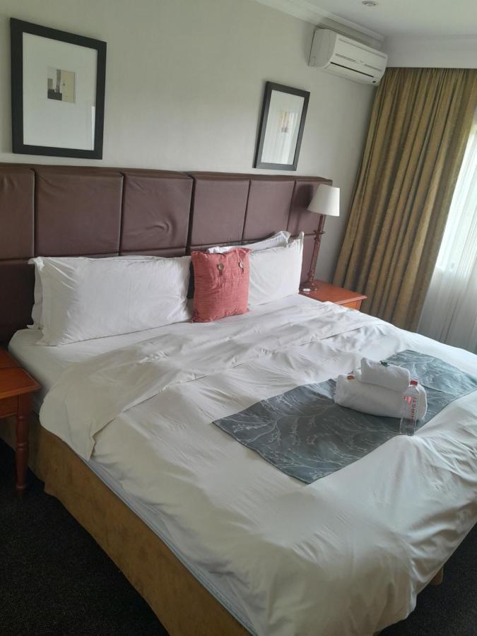 Protea Hotel By Marriott Harrismith Montrose Kültér fotó