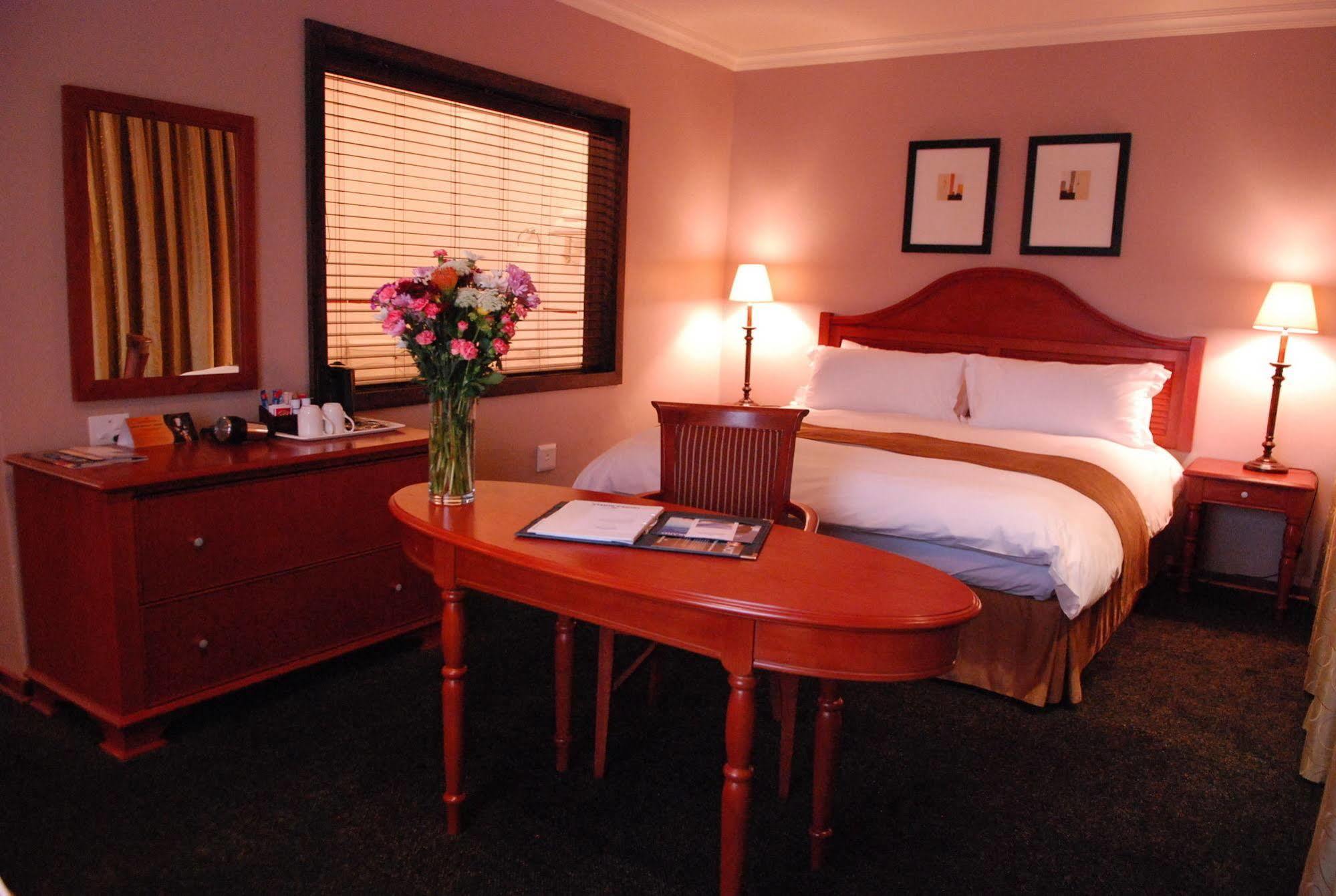 Protea Hotel By Marriott Harrismith Montrose Kültér fotó