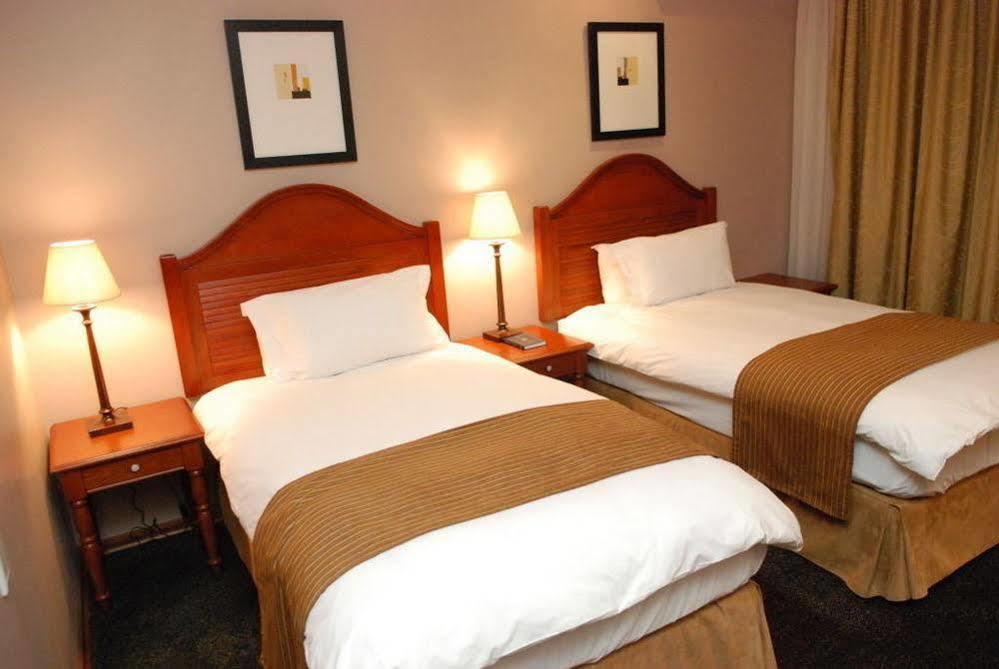 Protea Hotel By Marriott Harrismith Montrose Kültér fotó